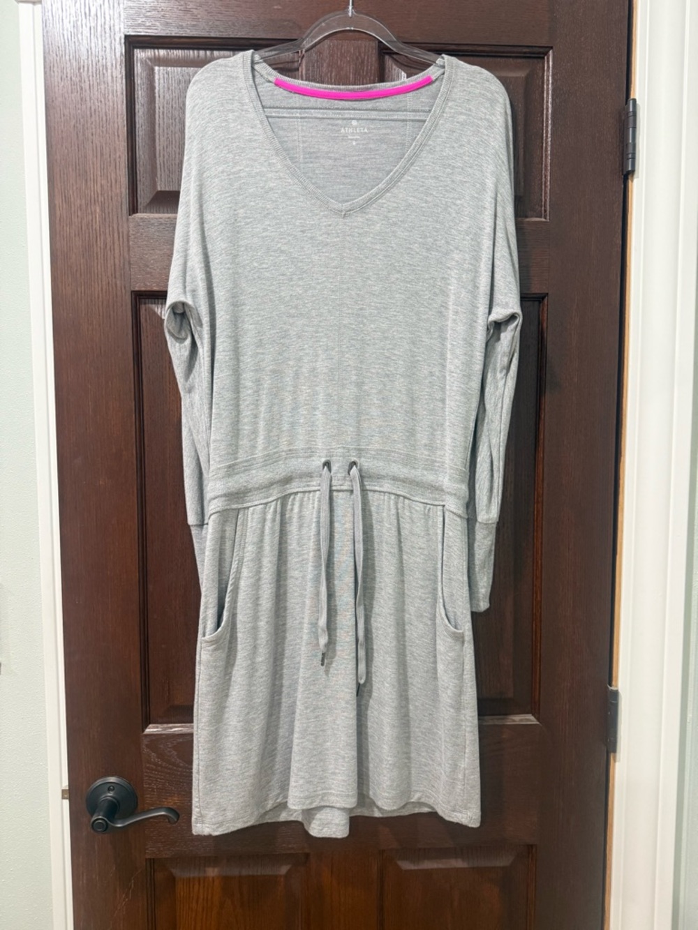 lululemon athletica Light Gray V-Neck Long Sleeve Drawstring Dress